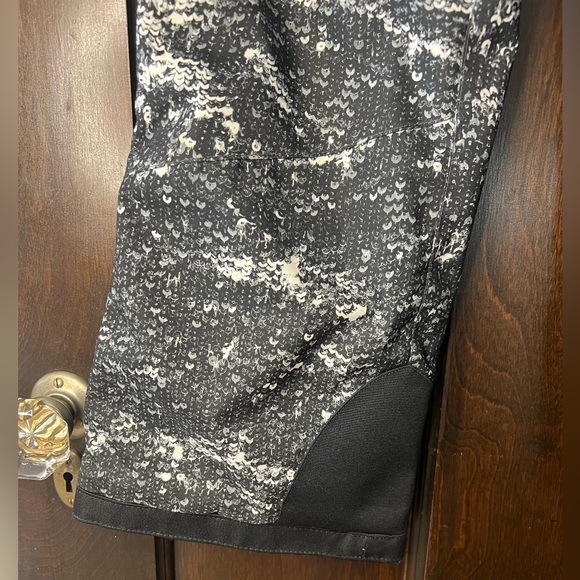 Kids Spyder Ski Pants Size 8, excellent condition. Super cute and stylish. - Picture 3 of 15